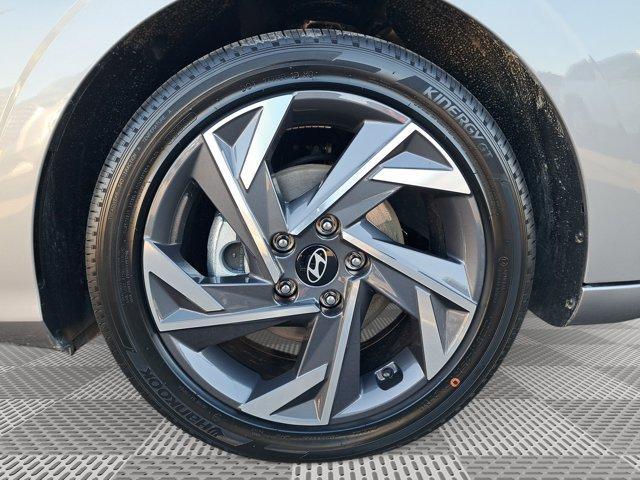 Photo of 2025 Metal Hyundai ELANTRA HEV