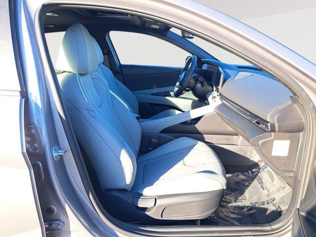 Photo of 2025 Metal Hyundai ELANTRA HEV