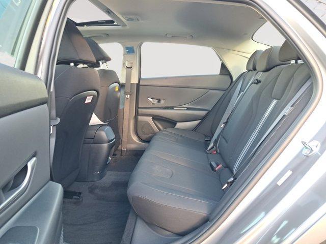 Photo of 2025 Metal Hyundai ELANTRA