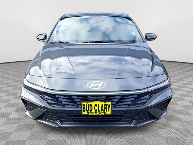 Photo of 2025 Amazon Gray Hyundai ELANTRA HEV