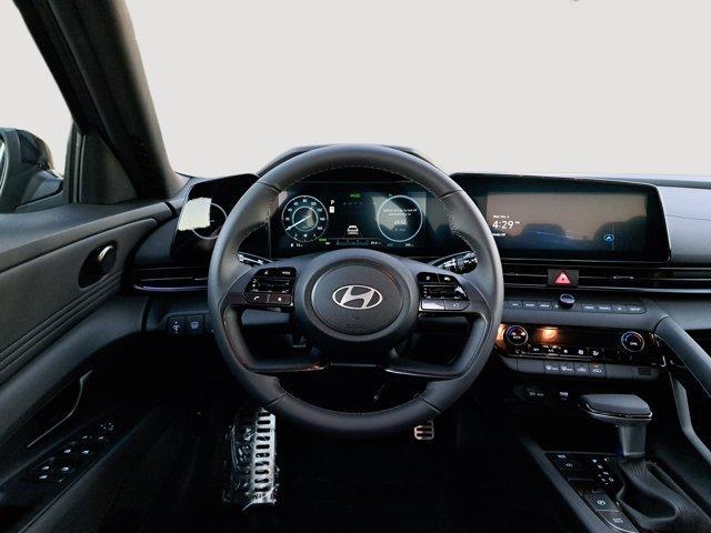 Photo of 2025 Amazon Gray Hyundai ELANTRA HEV