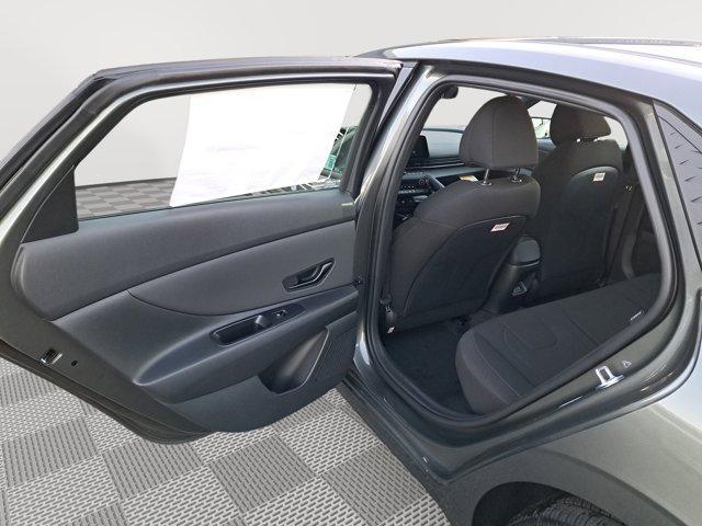 Photo of 2025 Amazon Gray Hyundai ELANTRA HEV