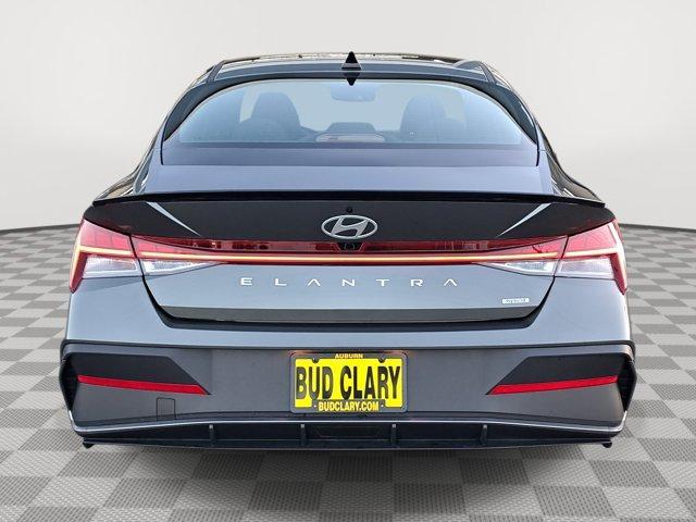 Photo of 2025 Amazon Gray Hyundai ELANTRA HEV