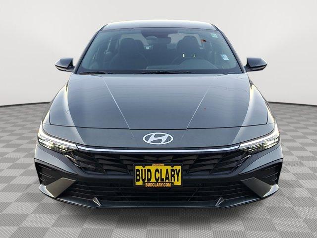 Photo of 2025 Amazon Gray Hyundai ELANTRA HEV