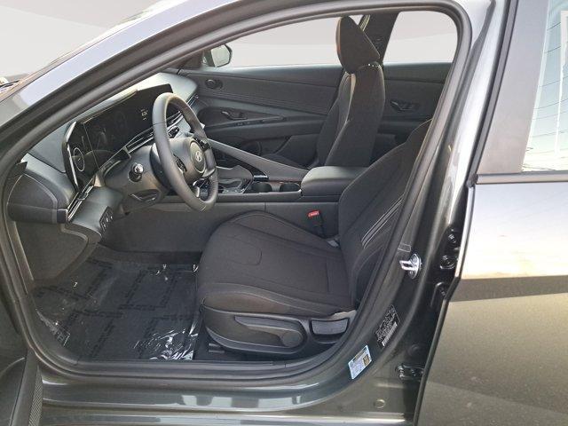 Photo of 2025 Amazon Gray Hyundai ELANTRA HEV