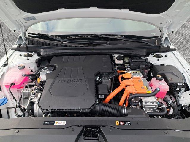 Photo of 2025 White Hyundai ELANTRA HEV