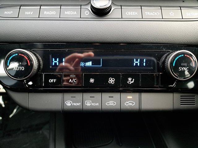 Photo of 2025 White Hyundai ELANTRA HEV
