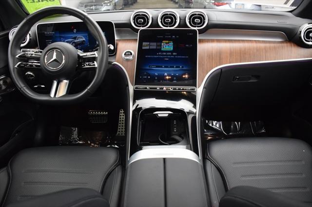 Photo of 2025 Graphite Grey Metallic Mercedes-Benz GLC 300
