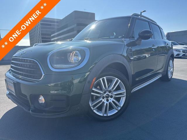 Photo of 2018 British Racing Green Metallic MINI Countryman
