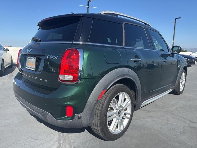 Photo of 2018 British Racing Green Metallic MINI Countryman
