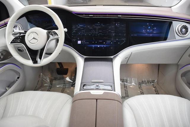 Photo of 2023 Obsidian Black Metallic Mercedes-Benz EQS 580