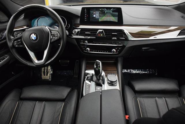 Photo of 2018 Bluestone Metallic BMW 640