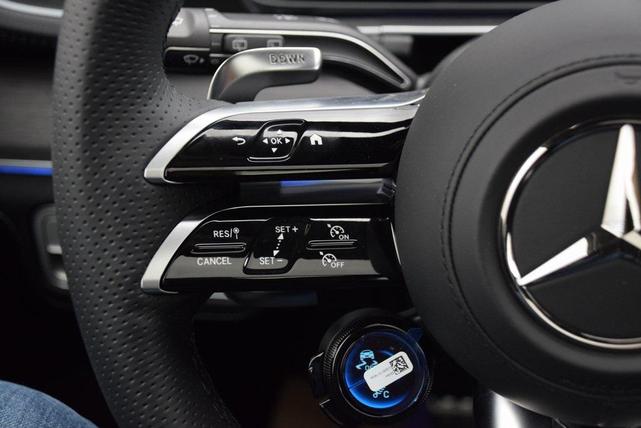 Photo of 2025 Black Mercedes-Benz AMG GLE 53
