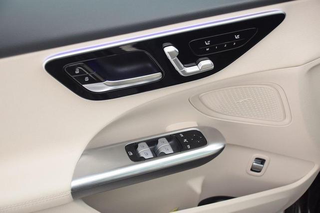 Photo of 2025 Black Mercedes-Benz C-Class
