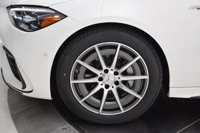 Photo of 2025 Polar White Mercedes-Benz AMG C 43