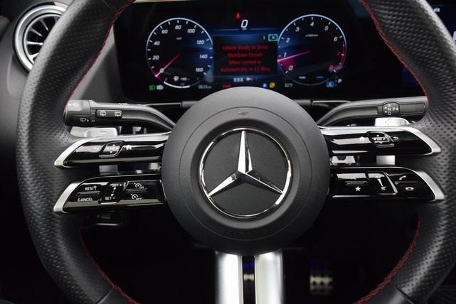 Photo of 2025 Polar White Mercedes-Benz GLA 250