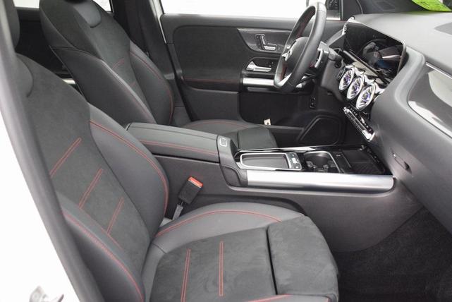 Photo of 2025 Polar White Mercedes-Benz GLA 250