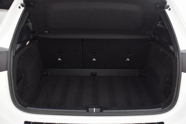 Photo of 2025 Polar White Mercedes-Benz GLA 250