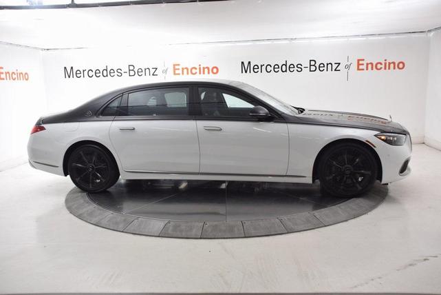 Photo of 2024 MOONLIGHT WHIT Mercedes-Benz S-Class