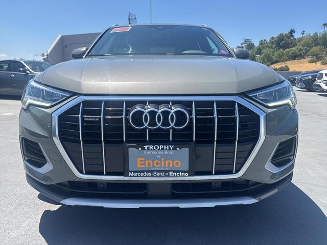 Photo of 2019 Chronos Gray Metallic Audi Q3
