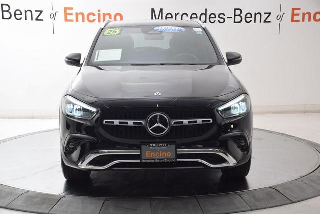 Photo of 2025 Night Black Mercedes-Benz GLA 250