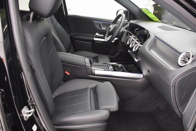 Photo of 2025 Night Black Mercedes-Benz GLA 250