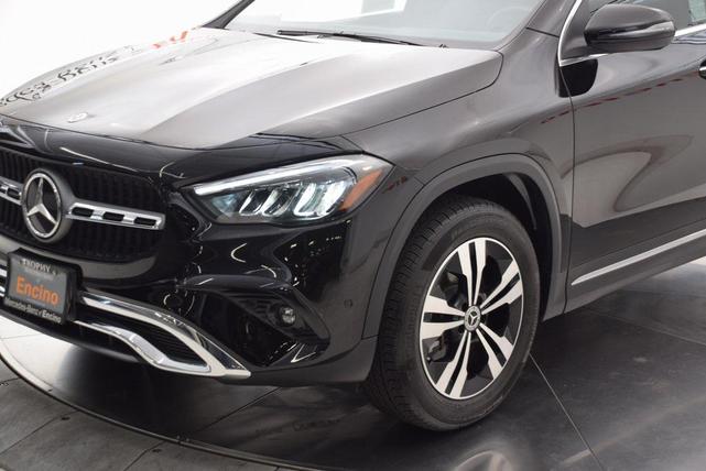 Photo of 2025 Night Black Mercedes-Benz GLA 250