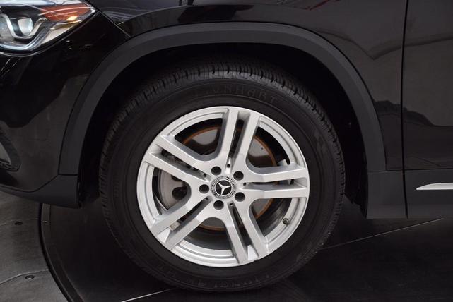 Photo of 2021 Night Black Mercedes-Benz GLA 250