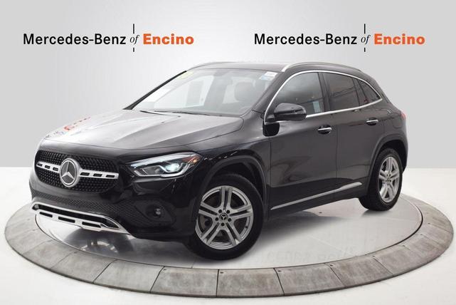 Photo of 2021 Night Black Mercedes-Benz GLA 250