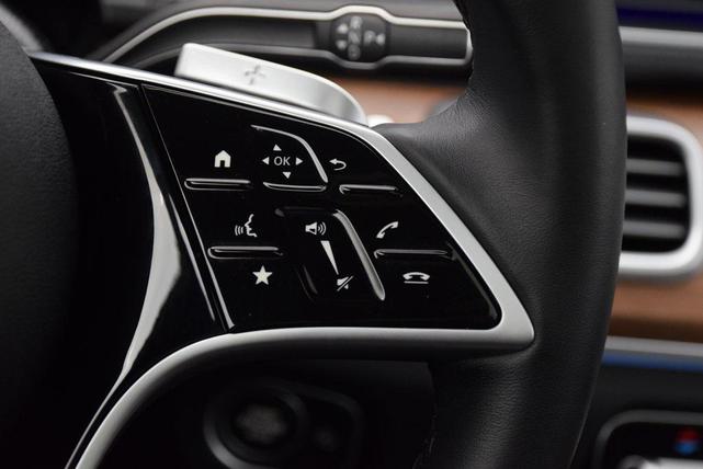 Photo of 2025 Cirrus Silver Metallic Mercedes-Benz GLE 450