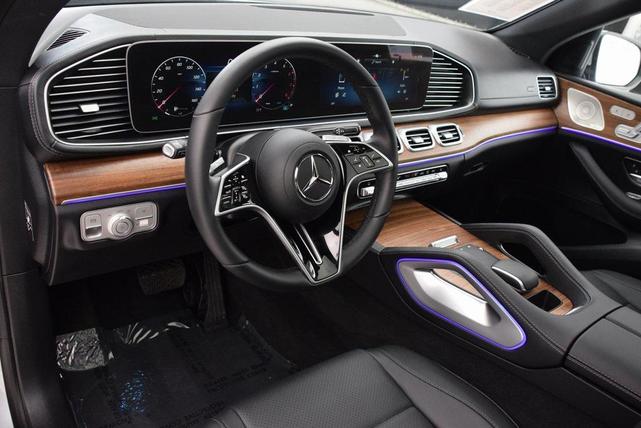 Photo of 2025 Cirrus Silver Metallic Mercedes-Benz GLE 450