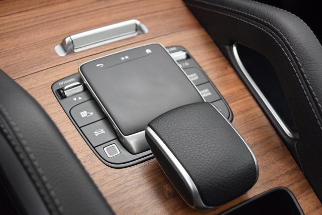 Photo of 2025 Cirrus Silver Metallic Mercedes-Benz GLE 450