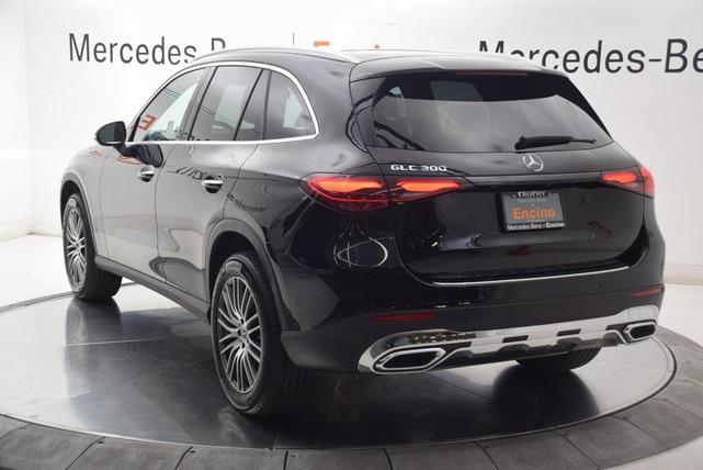 Photo of 2025 Black Mercedes-Benz GLC 300