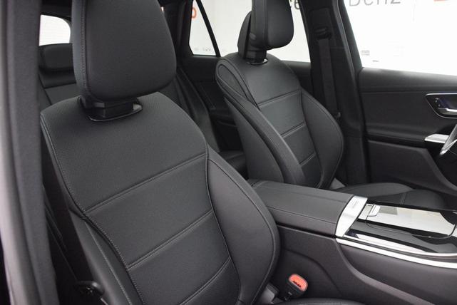 Photo of 2025 Black Mercedes-Benz GLC 300