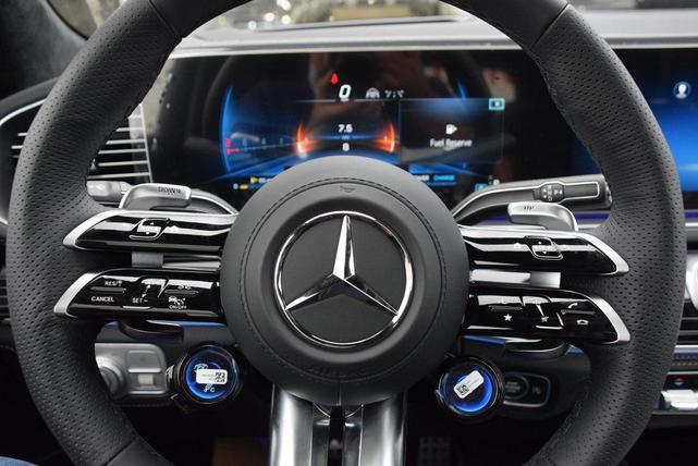 Photo of 2025 Black Mercedes-Benz AMG GLS 63