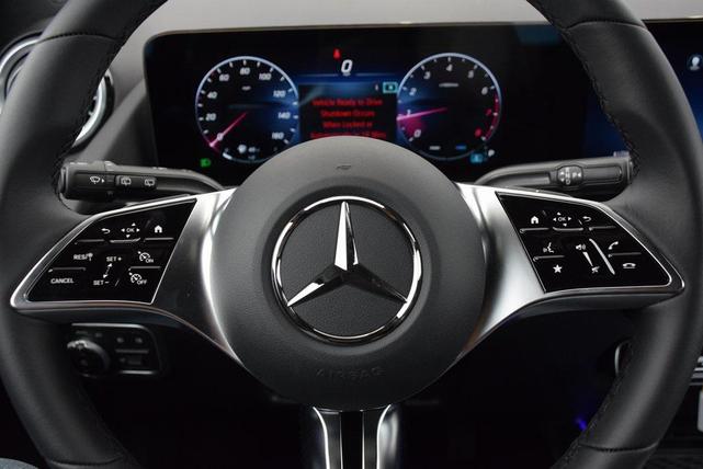 Photo of 2025 Night Black Mercedes-Benz GLA 250