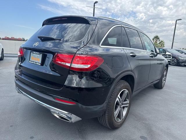 Photo of 2019 Black Mercedes-Benz GLC 300