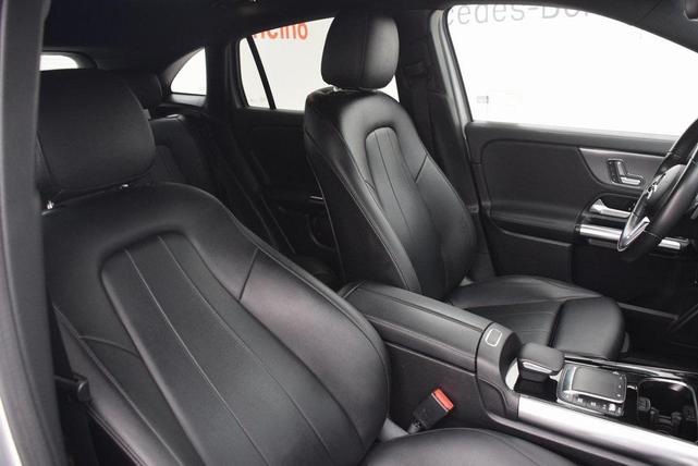Photo of 2021 Iridium Silver Metallic Mercedes-Benz GLA 250