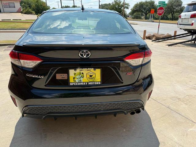 Photo of 2021 Black Sand Pearl Toyota Corolla
