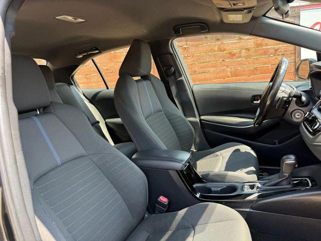 Photo of 2021 Black Sand Pearl Toyota Corolla