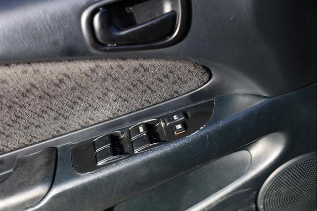 Photo of 2002 Black Sand Pearl Toyota Corolla