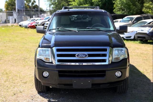 Photo of 2010 Tuxedo Black Metallic Ford Expedition