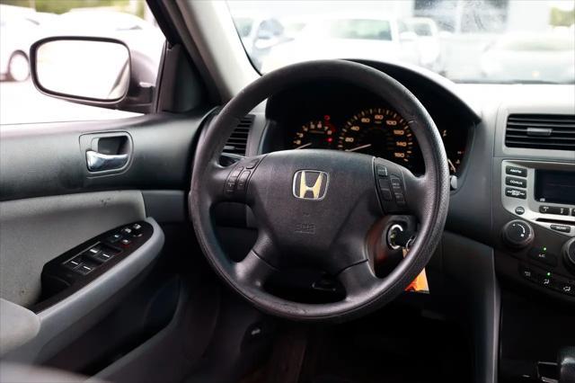 Photo of 2007 Graphite Pearl Honda Accord