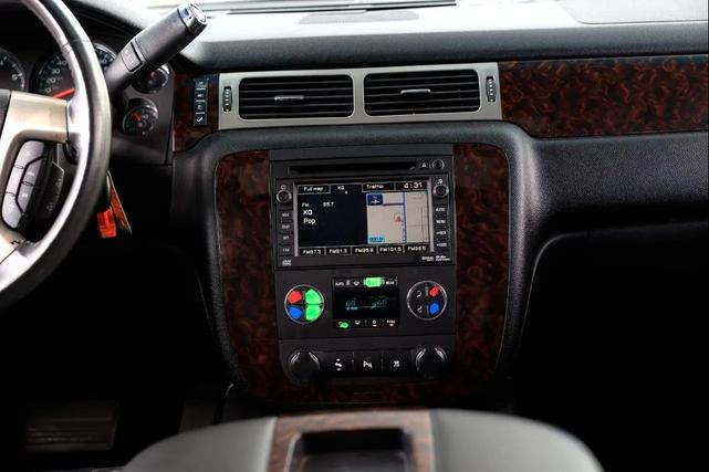 Photo of 2011 BLACK GMC Yukon