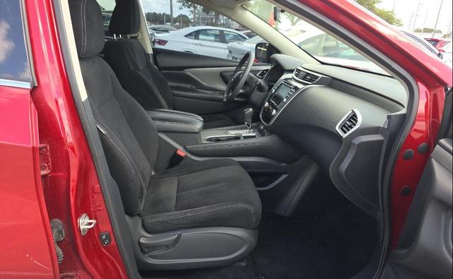 Photo of 2019 Cayenne Red Pearl Metallic Nissan Murano