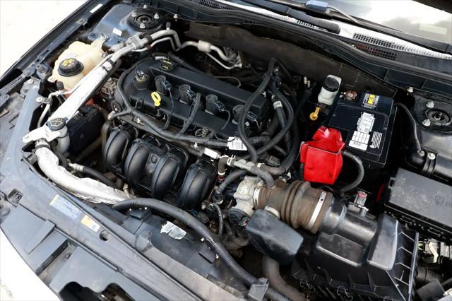 Photo of 2012 BLACK Ford Fusion