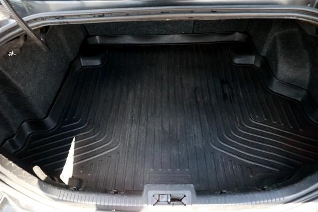Photo of 2012 BLACK Ford Fusion