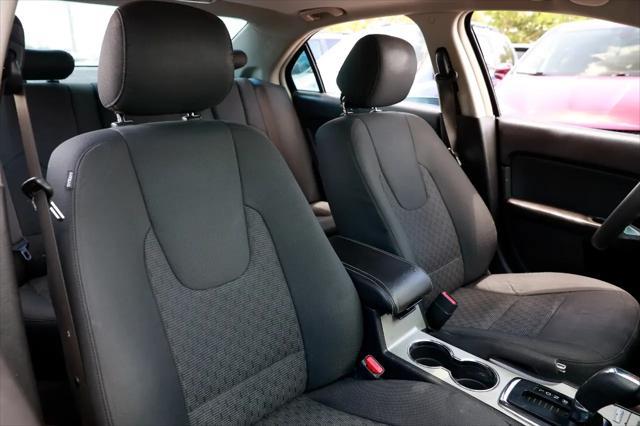 Photo of 2012 BLACK Ford Fusion