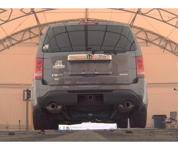 Photo of 2015 GRAY Honda Pilot