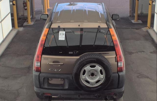 Photo of 2004 GOLD Honda CR-V